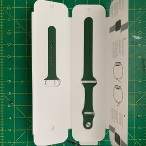 Apple Watch 41mm clover sport band NEW